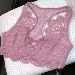 VICTORIAS SECRET LACE BRALETTE😍😍😍 NEVER WORN!!!